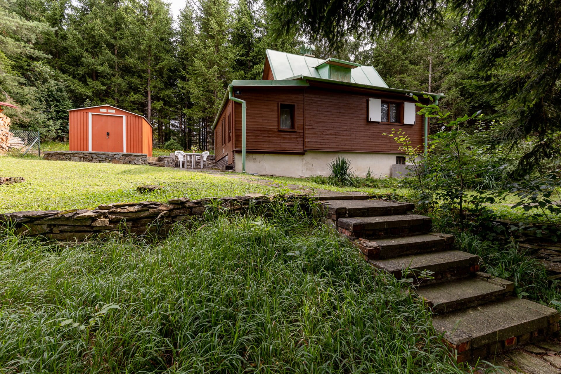 Myslivecká chata u lesa