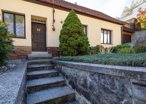 Dům 4+1 s božskou zahradou